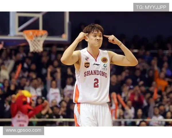 丁彦雨航携手青春力量重返赛场展现个人魅力与篮球梦想