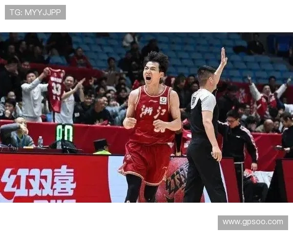 2021年CBA青岛队对阵浙江队精彩赛事回顾与分析