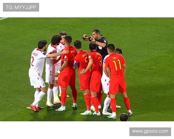 中国足球强势逆袭巴西队以四比零的绝对优势赢得友谊赛胜利