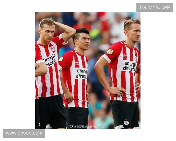 埃门与阿尔克马尔精彩对决结果揭晓球迷热议比赛亮点与表现分析